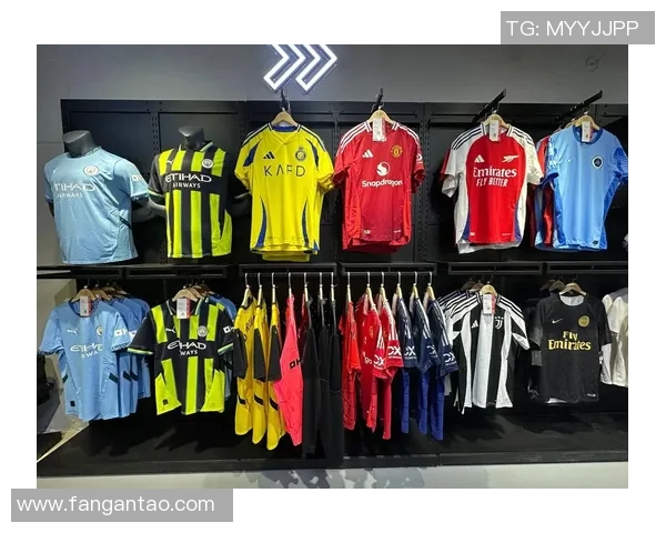 穿44号球衣的足球明星盘点及其精彩职业生涯回顾