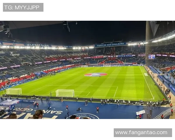 足球之星精彩瞬间集锦：见证球场上的热血与荣耀