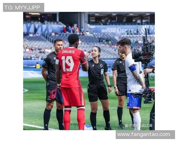 足球球星三个女儿名字曝光 他们的成长和未来引发关注